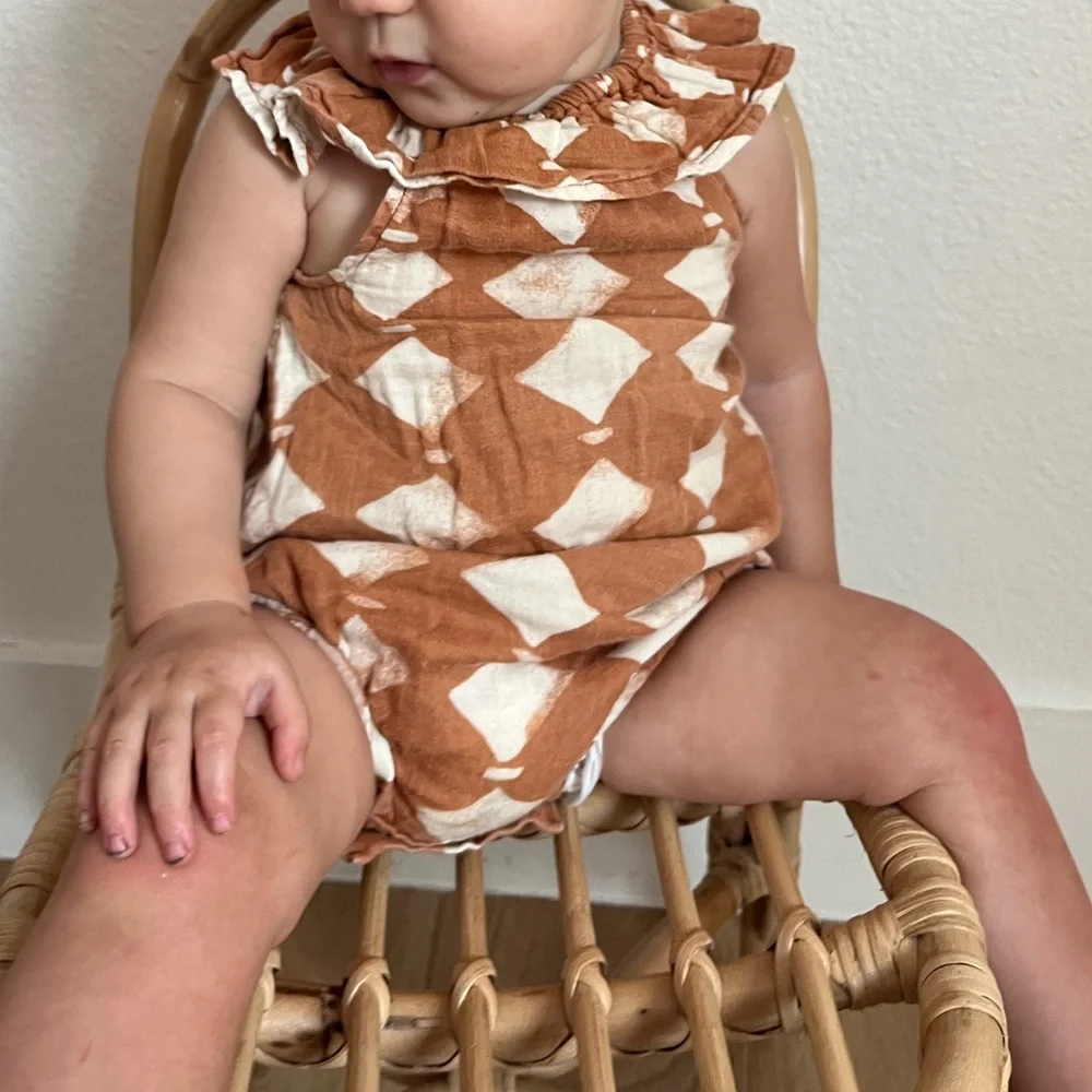 Rylee + Cru | 6-12m diamond ruffle romper playsuit